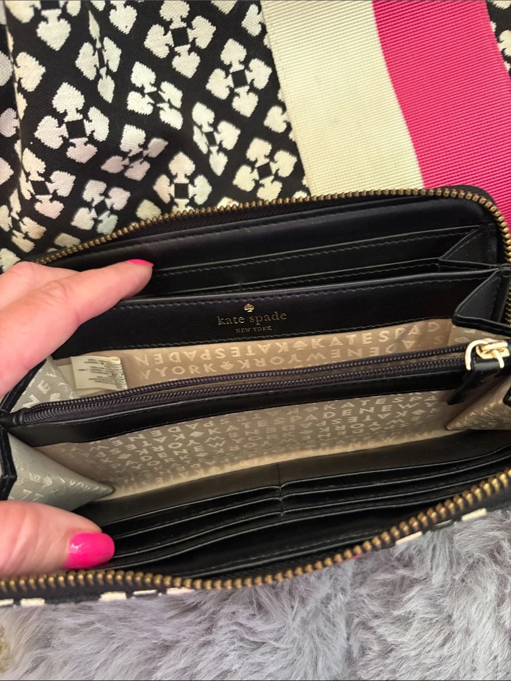 kate spade Black & Cream Geometric Tote with Pink Stripe 100% Authentic